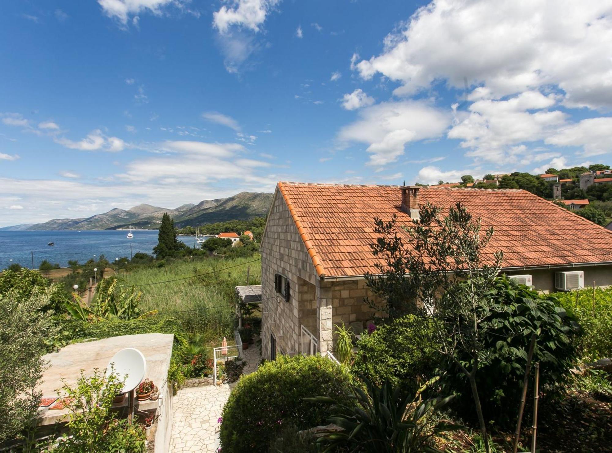 Apartma Maria Donje Celo